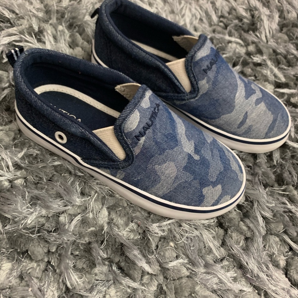 Toddler shoes